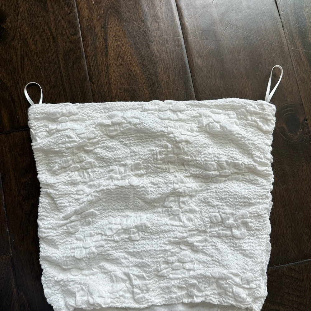 Pull and bear tube top
